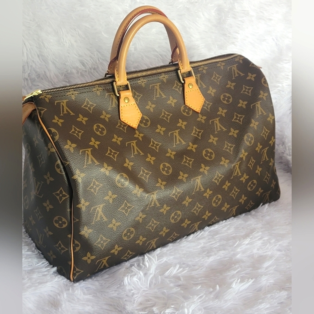 Auth💞 LOUIS VUITTON Monogram Speedy 40 Bag